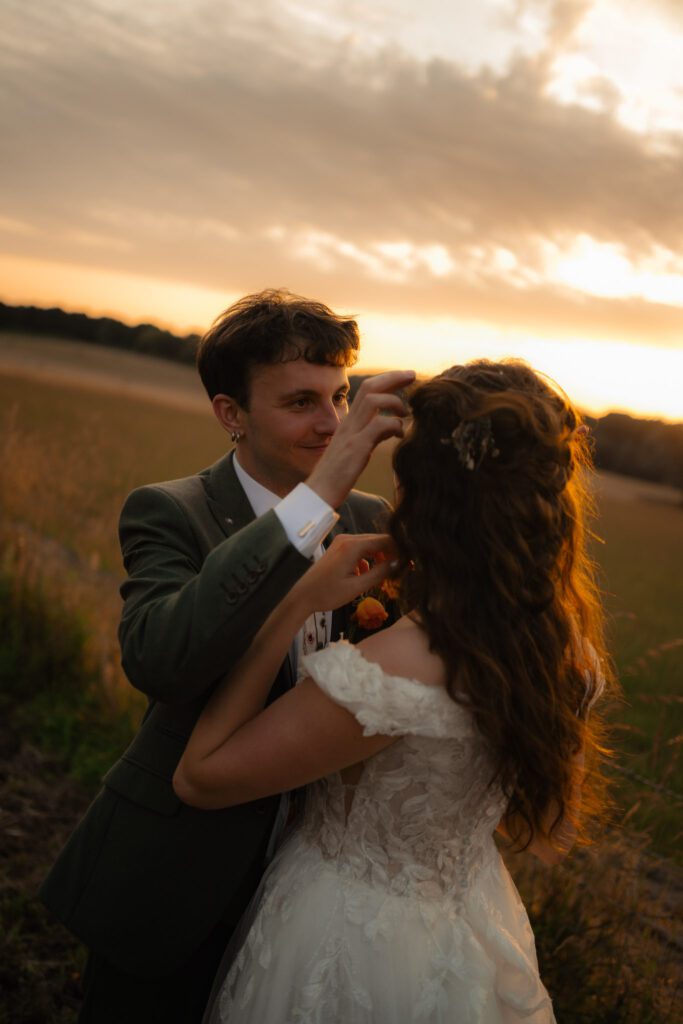 woodland sunset portraits at dibbins wood, deene park