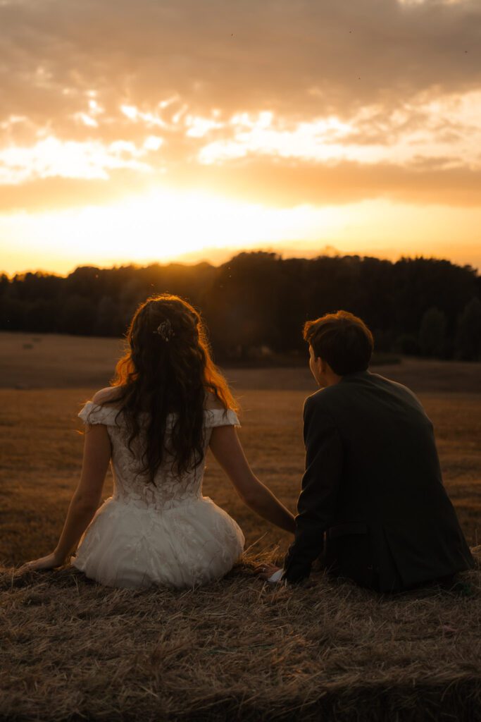 woodland sunset portraits at dibbins wood, deene park