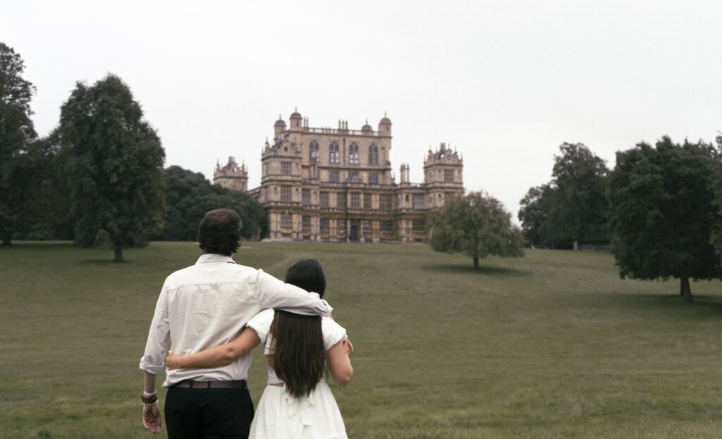 wollaton hall engagement photoshoot