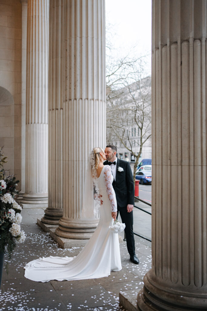 elopement portraits at old marylebone town hall